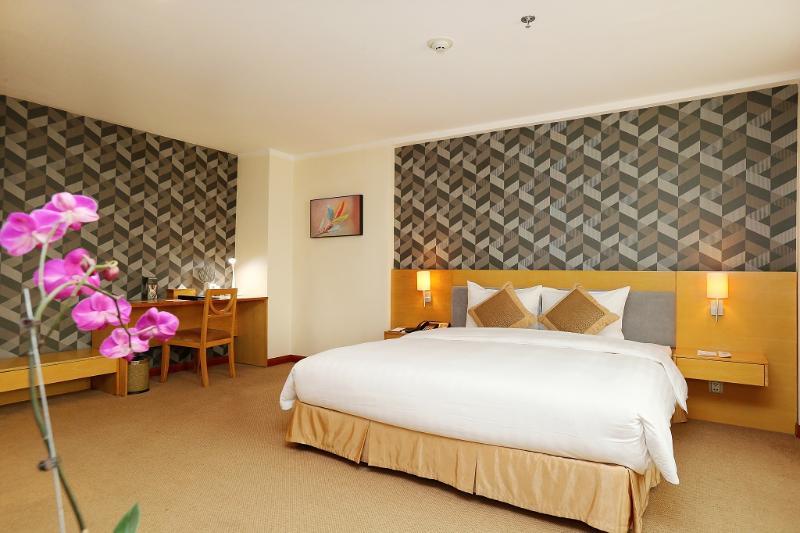 La Casa Hanoi Hotel Экстерьер фото